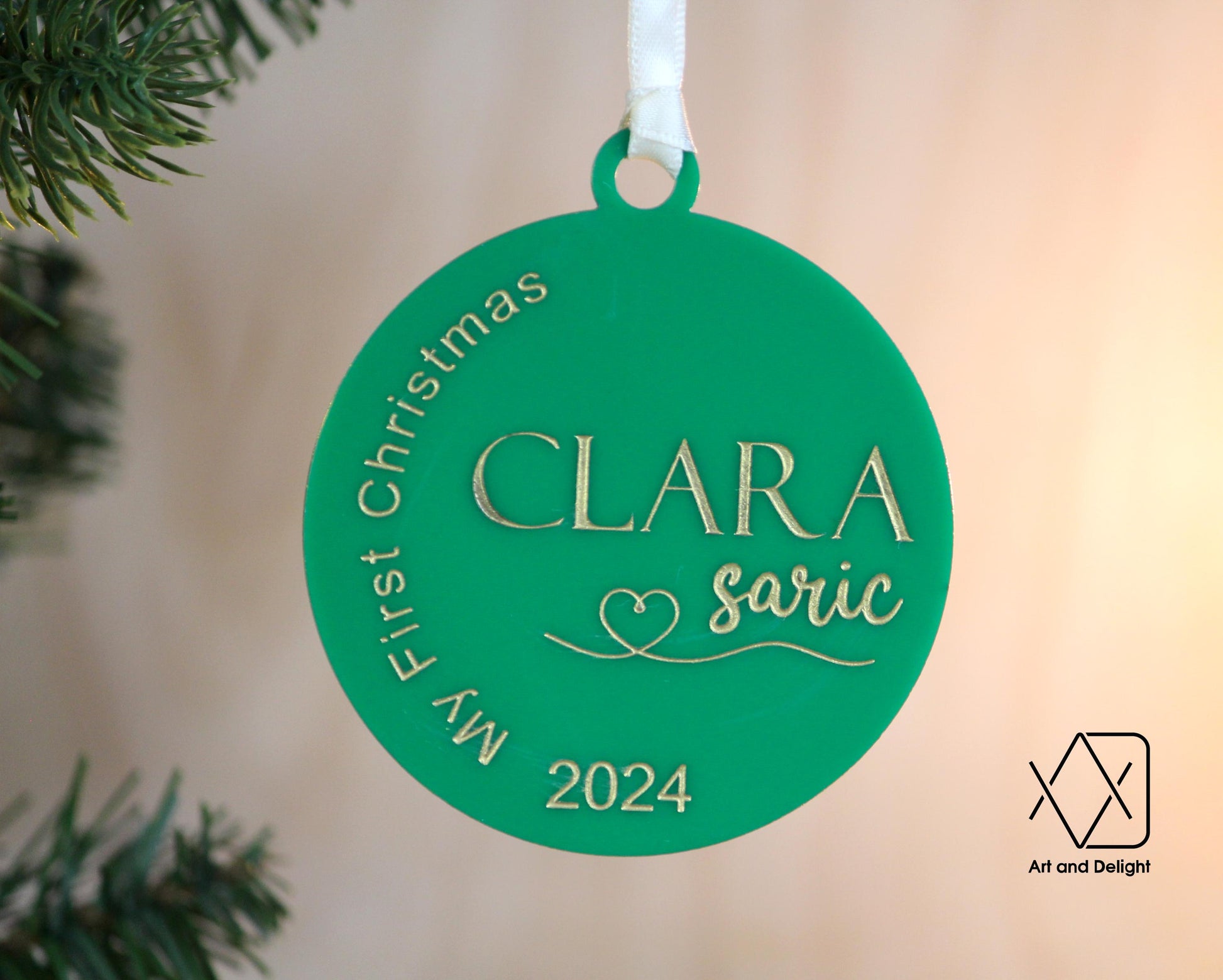 Personalized Baby's First Christmas Acrylic Ornament| Custom Name Ornament for Baby's First Christmas Gift for Parents | Newborn Baby Gift