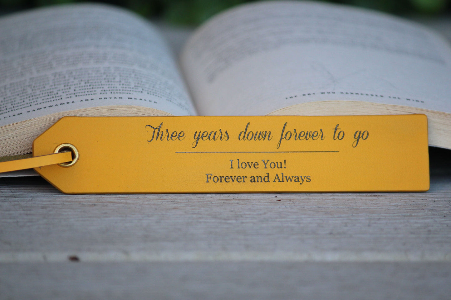 Personalized Leather Bookmark, Customized Gift, Book Lover, Gift for Readers - Birthday - Anniversary - Wedding - Groomsmen, Fathers Day